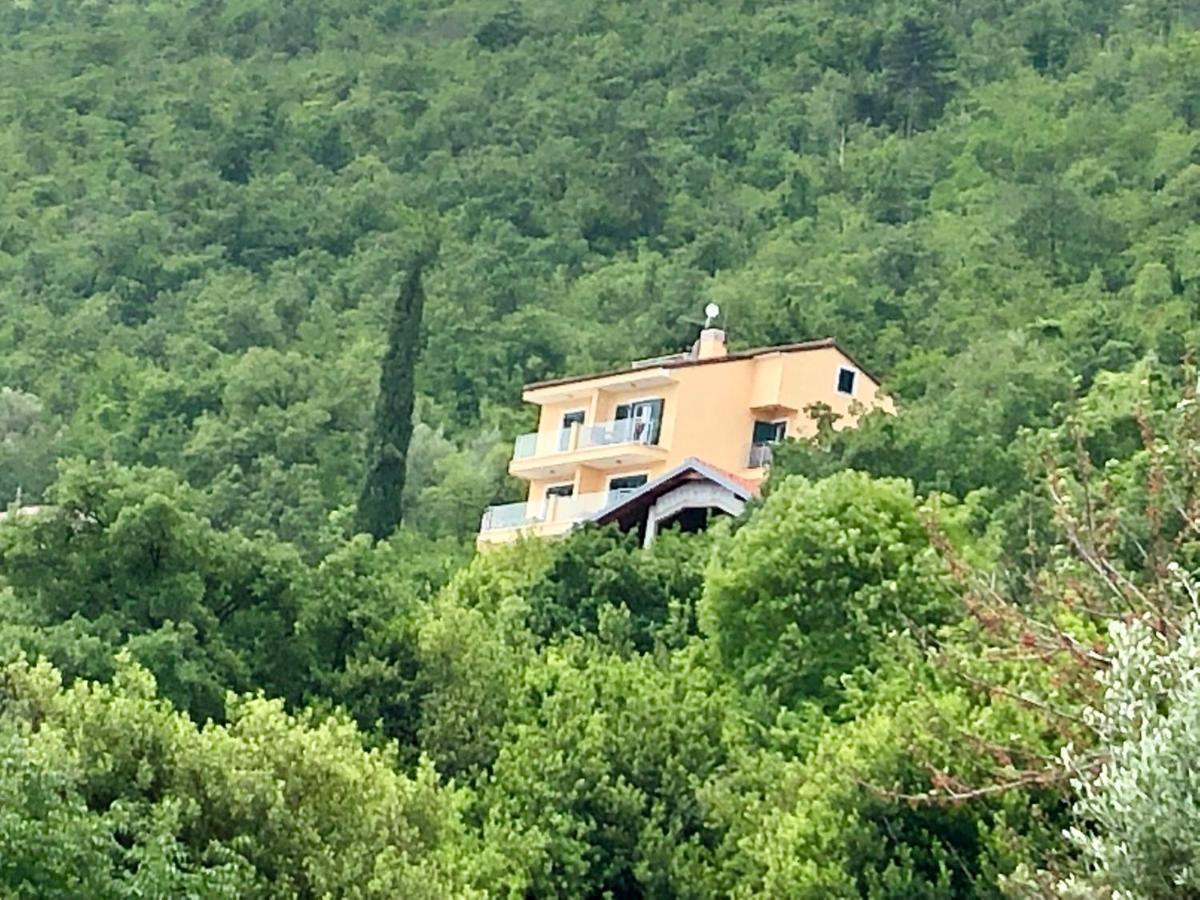 Villa Sabine Apartment Losinj Medveja Luaran gambar